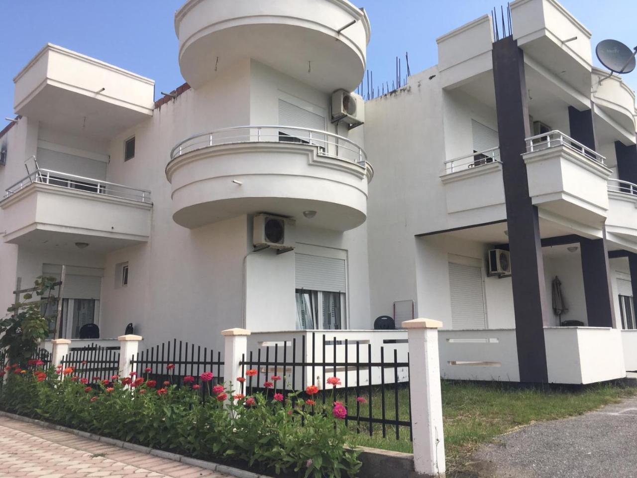 Apartmani Agovic Ulcinj Exterior photo