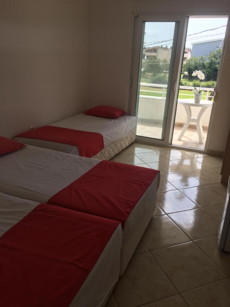 Apartmani Agovic Ulcinj Exterior photo